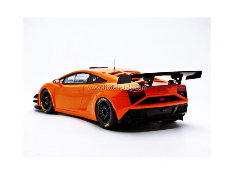AUTOart 1:18 Lamborghini Gallardo GT3 FL2 Orange 2013 Art. Nr: 81357