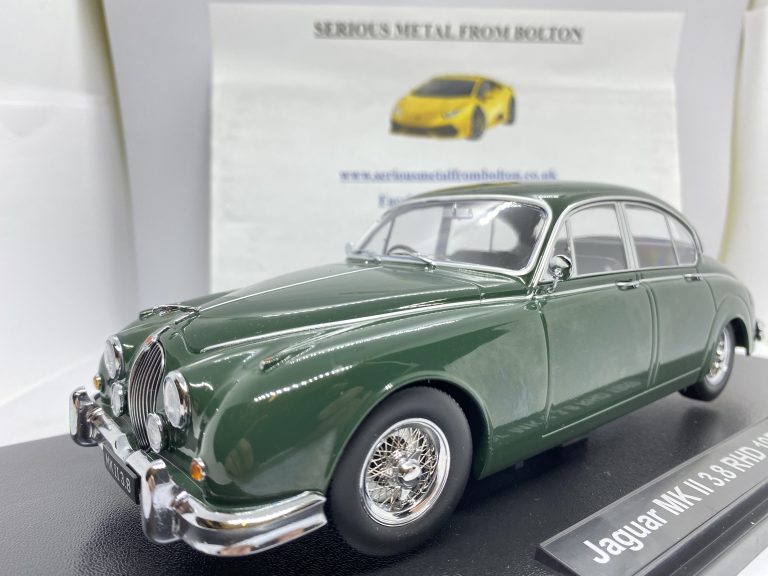 KK SCALE MODELS 181014 Jaguar MK II 3.8 RHD 1959 dark green 1/18 EUR 83,95 - FR