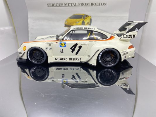 Porsche RWB Bodykit Kato San White 1/18 GT SPIRIT GT451