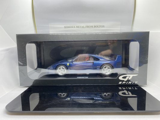 GT-SPIRIT 1:8 Ferrari F40 year 1987 trip de france blue with showcase GTS80022 model car