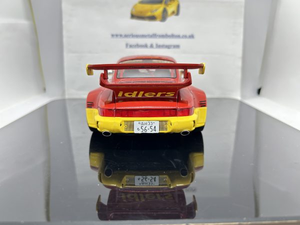 Miniature Porsche 911 RWB 964 idlers de 2016 au 1:18 par Solido
