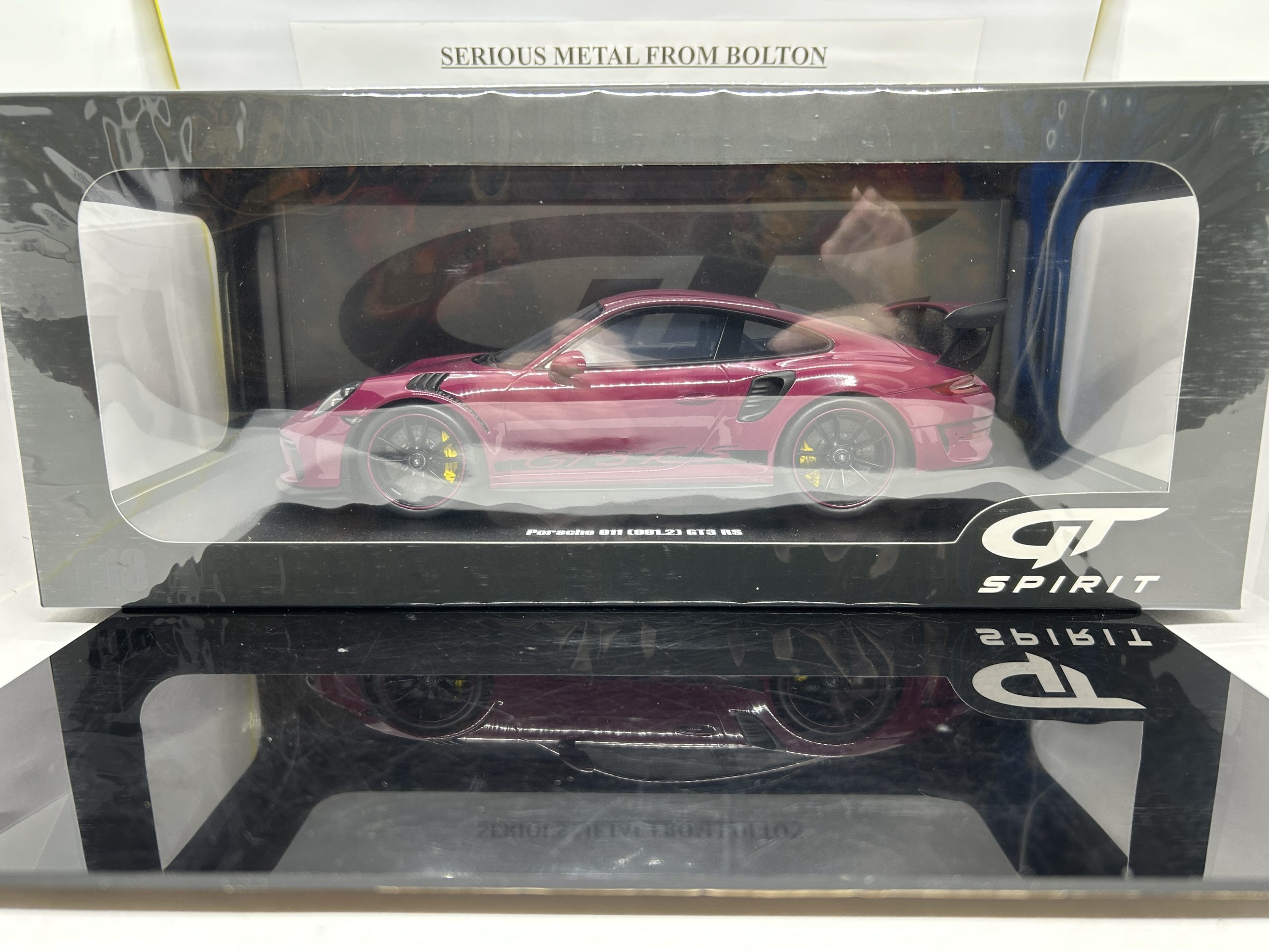 911 0