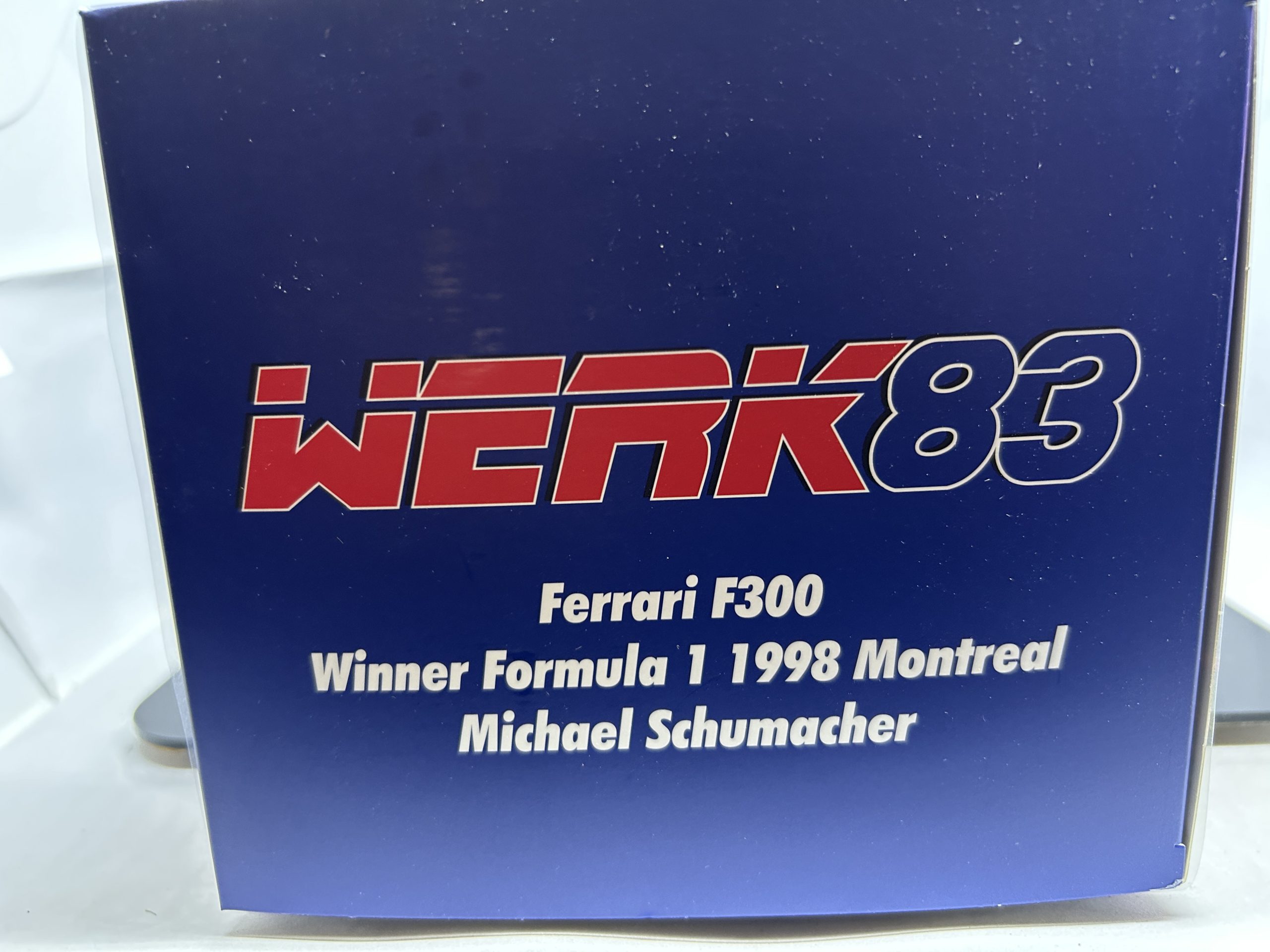 W18033001 01